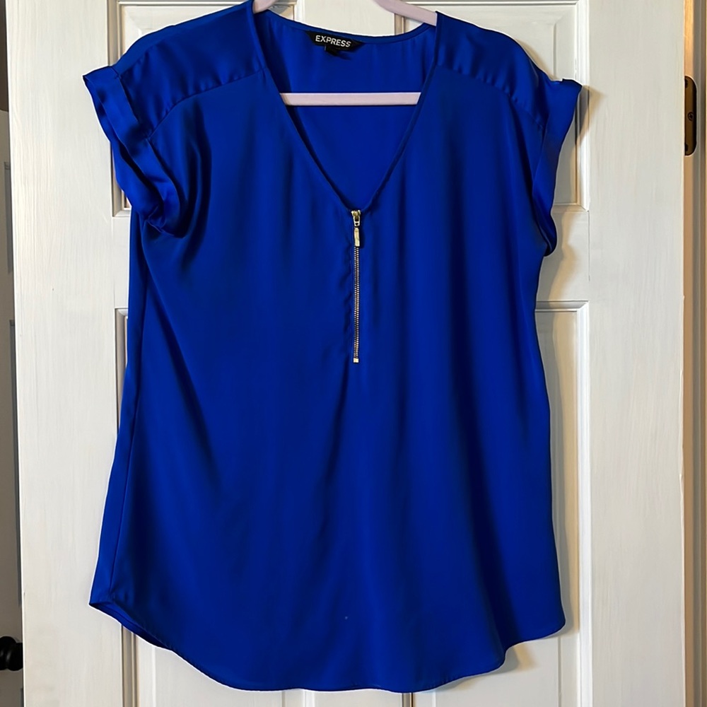 Express shirt